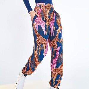 Farm Rio PINK GIRAFFE CUFFED PANTS, Size small
